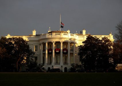 البيت الابيض يطلب ميزانية بمقدار واحد ونصف ترليون دولار للدفاع