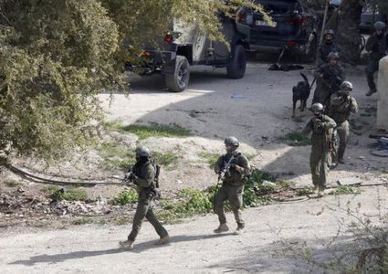 الاحتلال يعتقل 5 مواطنين من سرطة غرب سلفيت