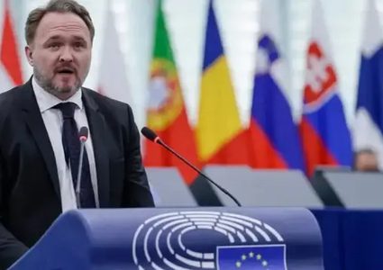 مفوض الطاقة الأوروبي: أزمة الطاقة ستطول ونحذر من صدمة طويلة الأمد