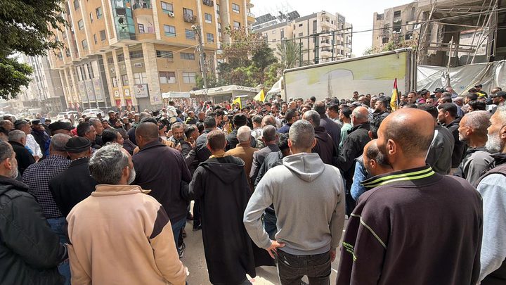 "فتح" في غزة تنظّم وقفة حاشدة أمام الصليب الأحمر رفضًا لقانون إعدام الأسرى