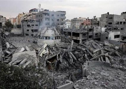 ثلاثة شهداء ومصابون في قصف الاحتلال تجمعا للمواطنين شرق مدينة غزة