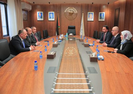 النائب العام يزور جامعة النجاح الوطنية لتعزيز التعاون المشترك