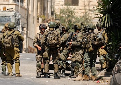 اعتقال أسير محرر في دير سامت وإصابة مواطن جراء اعتداء قوات الاحتلال في خرسا