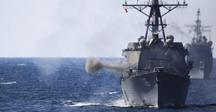 حزب الله يعلن استهداف بارجة إسرائيلية وإصابتها بشكل مباشر