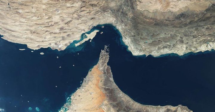 طهران ترفض ربط فتح مضيق هرمز بهدنة مؤقتة