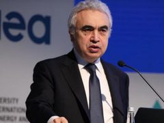 الوكالة الدولية للطاقة تحذر من "أبريل أسود" للطاقة