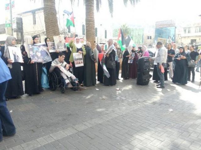 وقفة في نابلس إسناداً للأسرى ومطالبات بتحرك دولي لوقف الانتهاكات