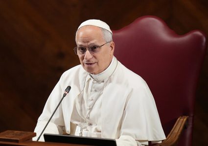 بابا الفاتيكان: التهديدات للشعب الإيراني غير مقبولة وندعو لوقف التصعيد