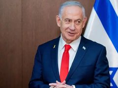 نتنياهو: نستهدف السكك الحديدية والجسور والبنية التحتية في إيران