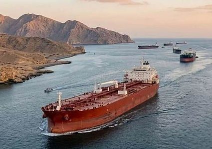 إيران تكشف تفاصيل خطتها: "مرور منظم" بمضيق هرمز مقابل رفع كامل للعقوبات