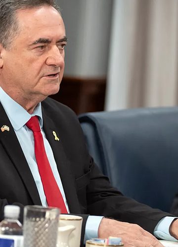 كاتس يهدّد باغتيال أمين عام حزب الله بعد هجوم إسرائيلي واسع على مواقع في لبنان