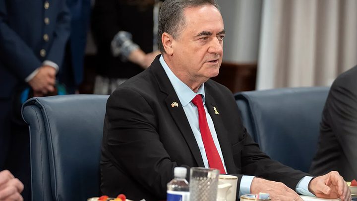 كاتس يهدّد باغتيال أمين عام حزب الله بعد هجوم إسرائيلي واسع على مواقع في لبنان