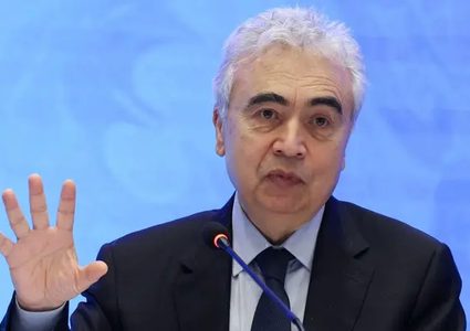 بيرول يبحث أزمة الطاقة مع البنك الدولي وصندوق النقد