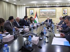 مصطفى يترأس اجتماعا للجنة التنمية الاقتصادية الوزارية الدائمة