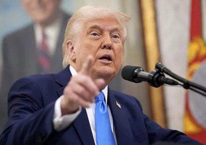 ترامب: هذا يوم عظيم للسلام العالمي يمكن لإيران أن تبدأ عملية إعادة الإعمار