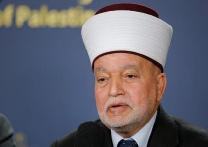 المفتي العام يحذر من تداول نسخة من القرآن الكريم