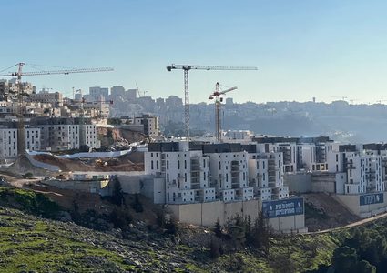 مقاومة الجدار والاستيطان: الاحتلال يخطط لإقامة 34 موقعًا استيطانيًا جديدًا