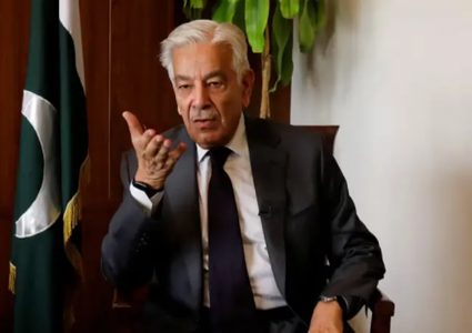 وزير الدفاع الباكستاني: "إسرائيل" شر ولعنة على البشرية