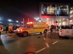 إصابة شاب وطفلة بجروح بجريمة إطلاق نار في طمرة