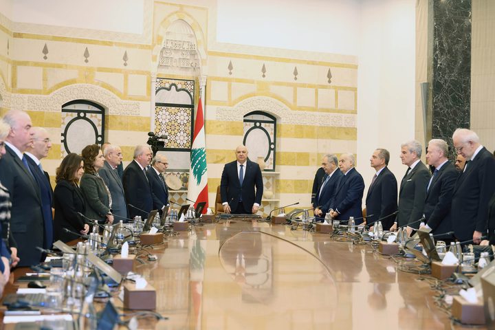 لبنان يرفع شكوى لمجلس الأمن ويعزز سيطرة الجيش على بيروت