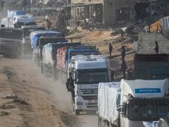 غزة: استمرار انخفاض عدد شاحنات المساعدات والسلع الأساسية وإغلاق معبر رفح