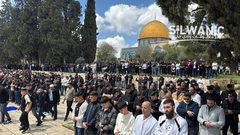 عشرات الآلاف يعمرون المسجد الأقصى المبارك في جمعته الأولى بعد الإغلاق الطويل الذي فرضه الاحتلال خلال الحرب مع إيران.