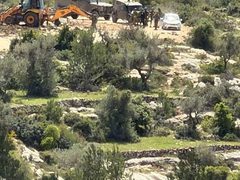 الاحتلال يستولي على جرافتين في دير غسانة شمال غرب رام الله