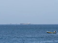 أكسيوس: سفن حربية أميركية تعبر مضيق هرمز دون تنسيق مع إيران