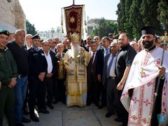 الشرطة تؤمّن وتشارك في استقبال النور المقدس في محافظة بيت لحم
