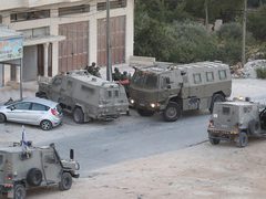 إصابة طفل وشاب برصاص الاحتلال خلال اقتحام مدينة نابلس
