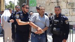 الاحتلال يعتقل 3 مواطنين من القدس