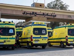 الاحتلال يعيد فتح معبر رفح جزئيا لسفر عشرات المرضى والجرحى