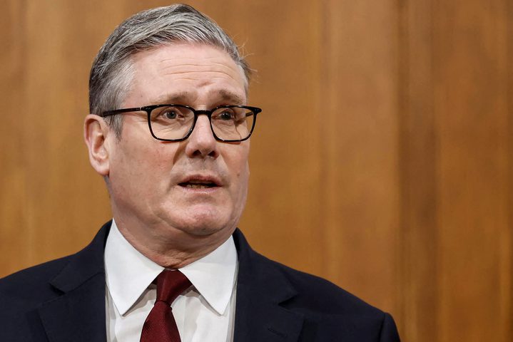 رئيس وزراء بريطانيا: لن ننجر إلى حرب مع إيران ونرفض السيطرة على هرمز