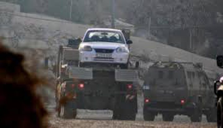 الاحتلال يستولي على مركبات خلال اقتحام قرية اللبن الشرقية