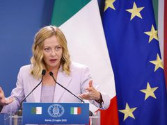 إيطاليا تعلّق اتفاقية التعاون العسكري مع إسرائيل