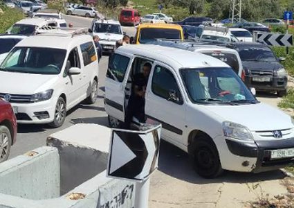 الاحتلال يواصل إغلاق بلدة الزاوية غرب سلفيت لليوم الخامس