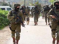 قوة إسرائيلية خاصة تختطف شابا من اليامون غرب جنين