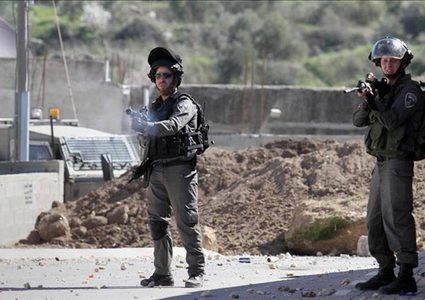 قوات الاحتلال تطلق النار على شاب قرب سلفيت بدعوى محاولة طعن