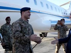 قائد الجيش الباكستاني في طهران لدعم جهود الوساطة بين واشنطن وإيران