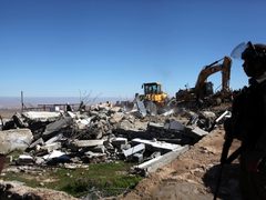 محافظة القدس: الاحتلال يهدم 13 منشأة سكنية وزراعية في سلوان والرام والعيسوية