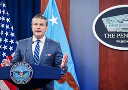 وزير الحرب الأمريكي: الحصار على موانئ إيران سيستمر "طالما لزم الأمر"