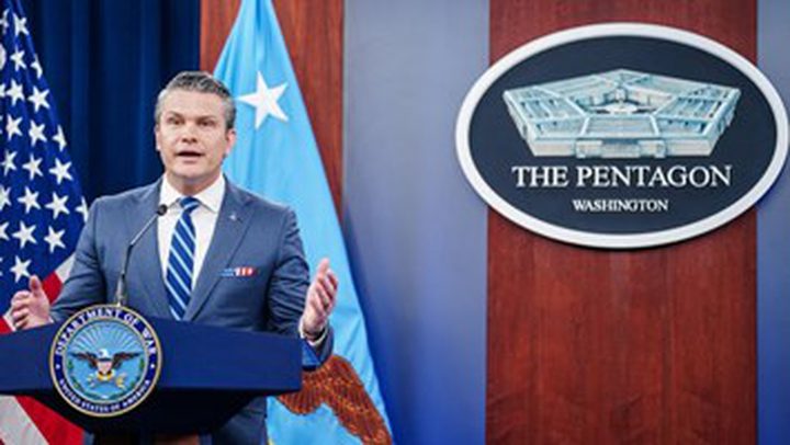 وزير الحرب الأمريكي: الحصار على موانئ إيران سيستمر "طالما لزم الأمر"