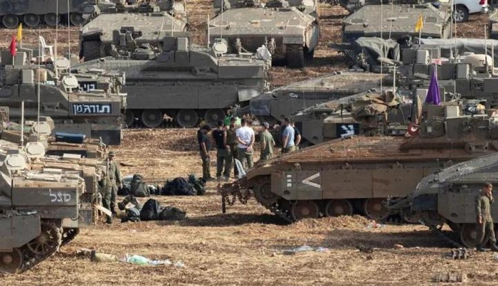 جيش الاحتلال : دمرنا نحو 70 بنية تحتية لحزب الله خلال دقيقة واحدة