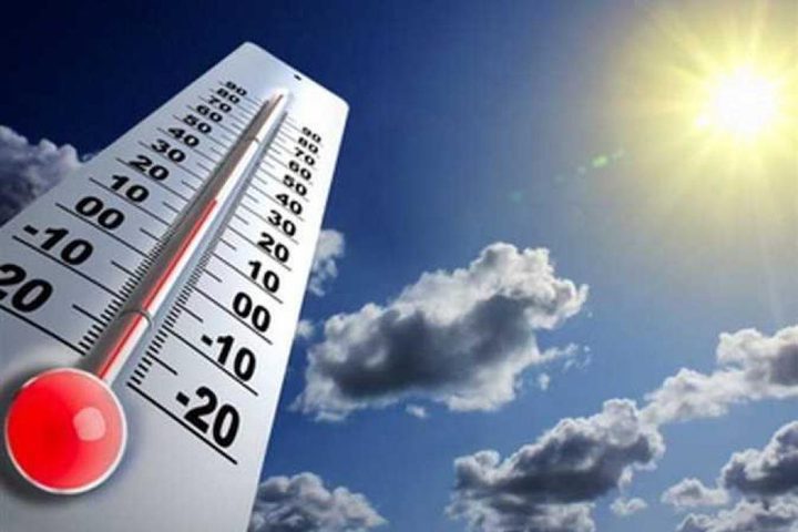 الطقس: أجواء حارة ومغبرة والحرارة أعلى من معدلها العام بـ10 درجات