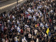 استطلاع إسرائيلي: المعارضة تتقدم والغالبية تعتقد بعودة الحرب مع إيران