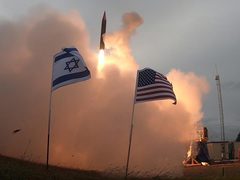 تآكل الدعم الأمريكي لإسرائيل وانقسام داخلي متصاعد