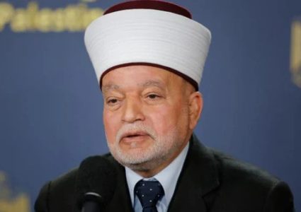 المفتي: يوم الأحد هو الأول من ذي القعدة