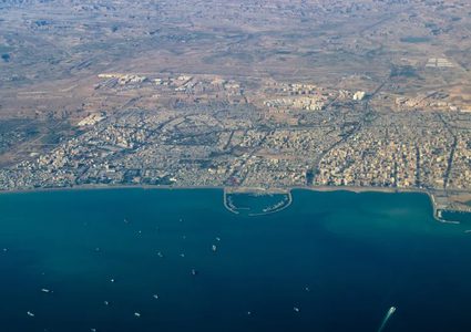 ايران تعلن فتح مضيق هرمز بشكل كامل