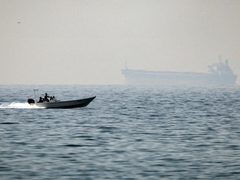 الهند تحتج على استهداف إيران سفينتين تحملان علمها في مضيق هرمز