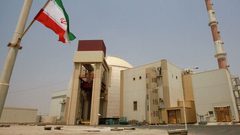 واشنطن تفاوض طهران.. الإفراج عن 20 مليار دولار مقابل التخلي عن اليورانيوم